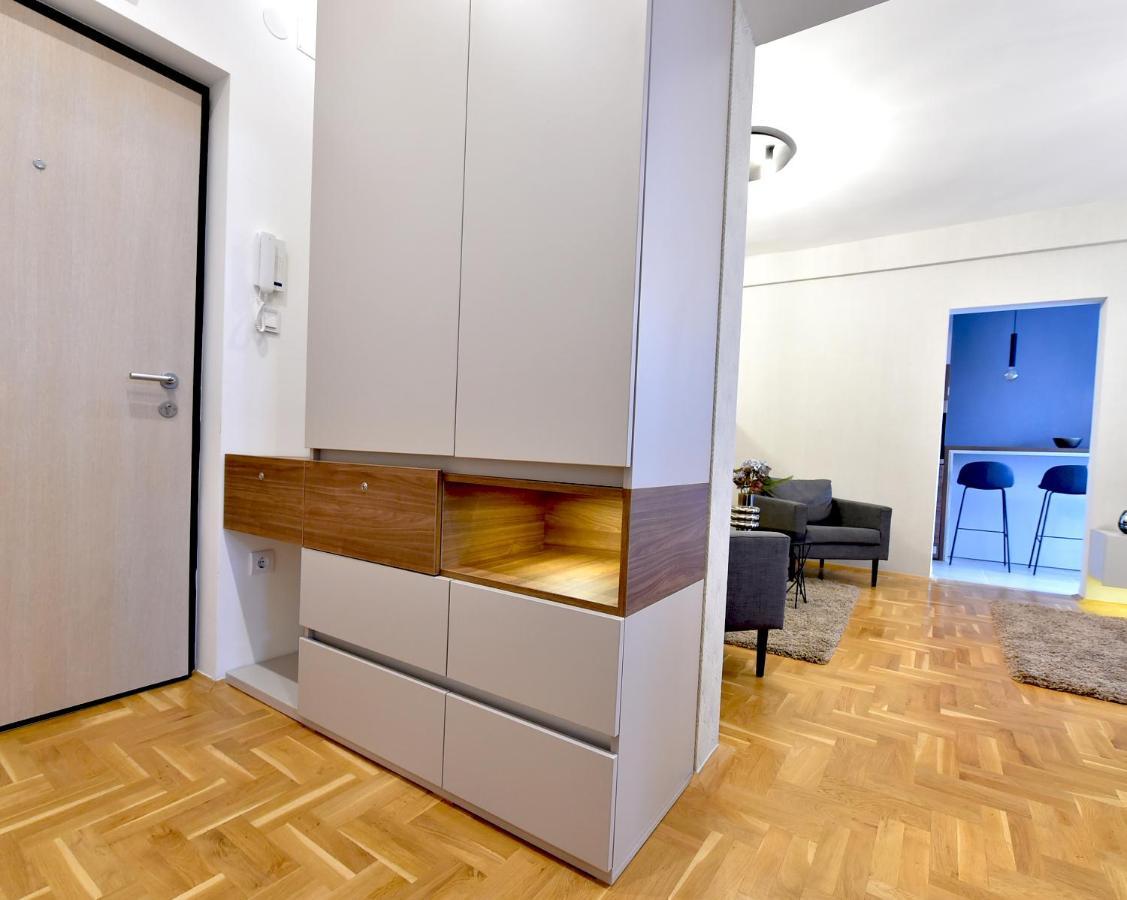 Sky Lux Apartman ゴルニ・ミラノヴァツ エクステリア 写真
